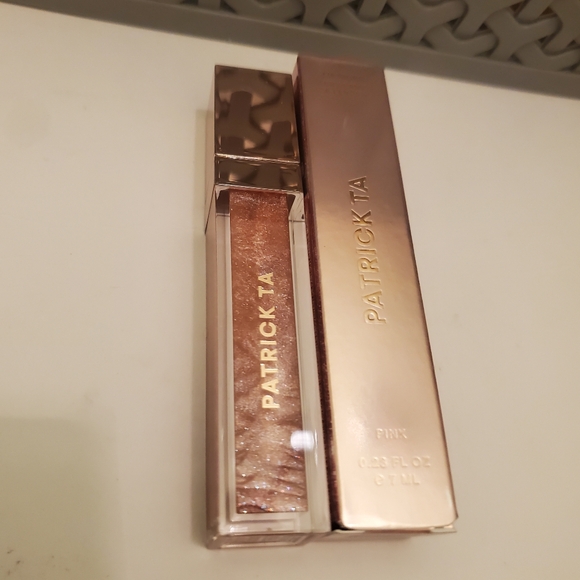 Patrick Ta Major Glow Lip Shine IS SHE'S AN INFLUENCER-PINK PEARL. BNIB. - Picture 5 of 7